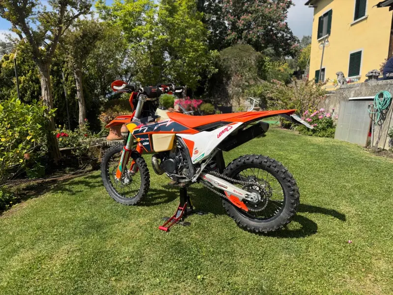 KTM 300 EXC TBI (2024) (4)