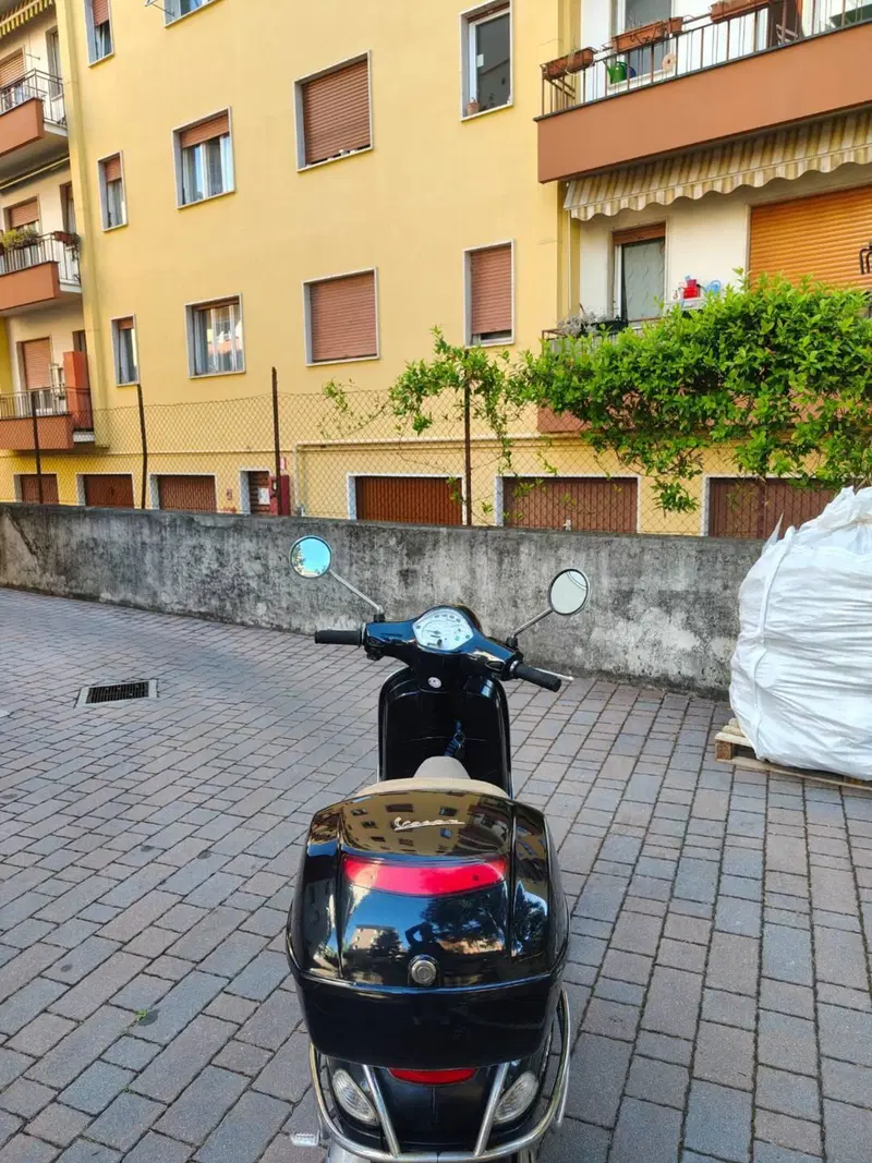 Vespa LX 150 (2005 - 11) (4)