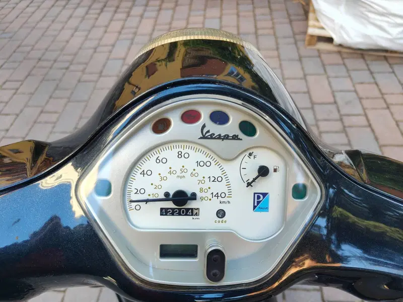 Vespa LX 150 (2005 - 11) (6)