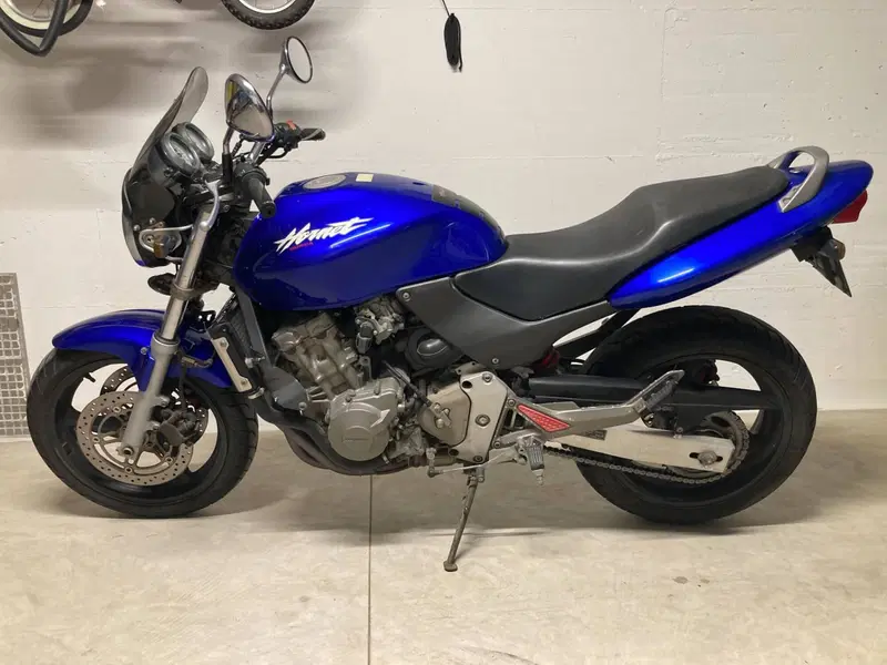 Honda Hornet 600 (2000 - 02) (5)