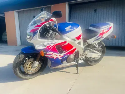 Honda CBR 900 RR (1994 - 95) usata