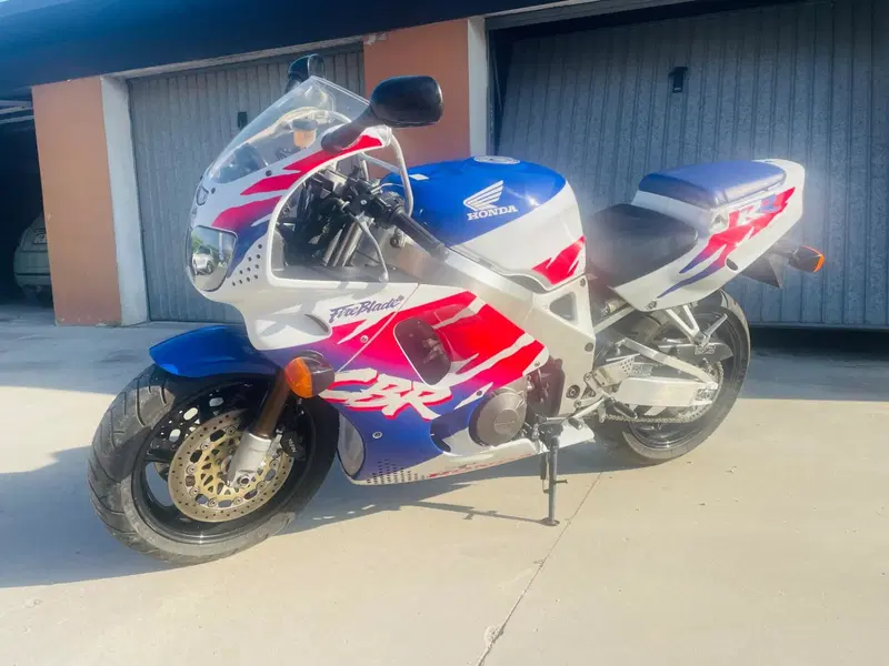 Honda CBR 900 RR (1994 - 95)