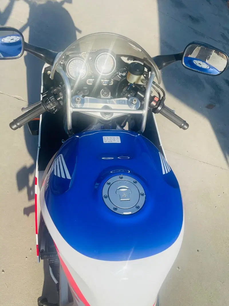 Honda CBR 900 RR (1994 - 95) (2)
