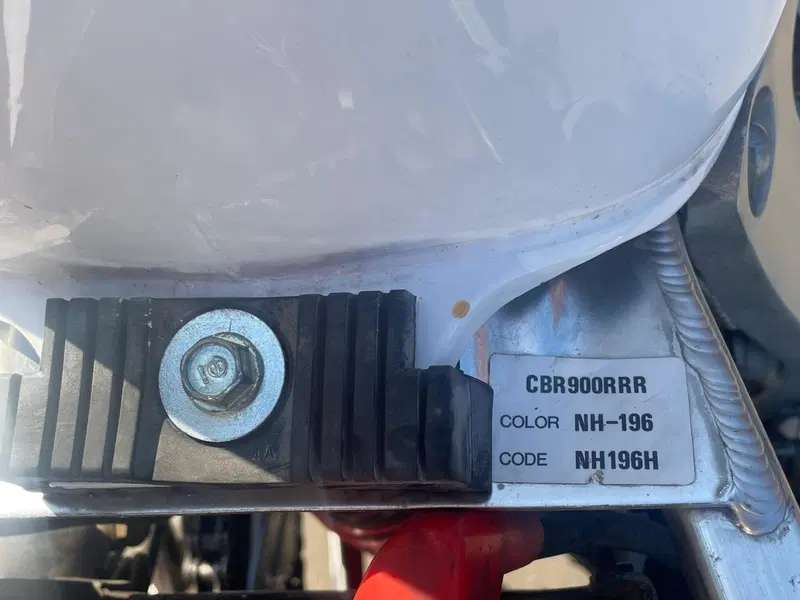 Honda CBR 900 RR (1994 - 95) (4)