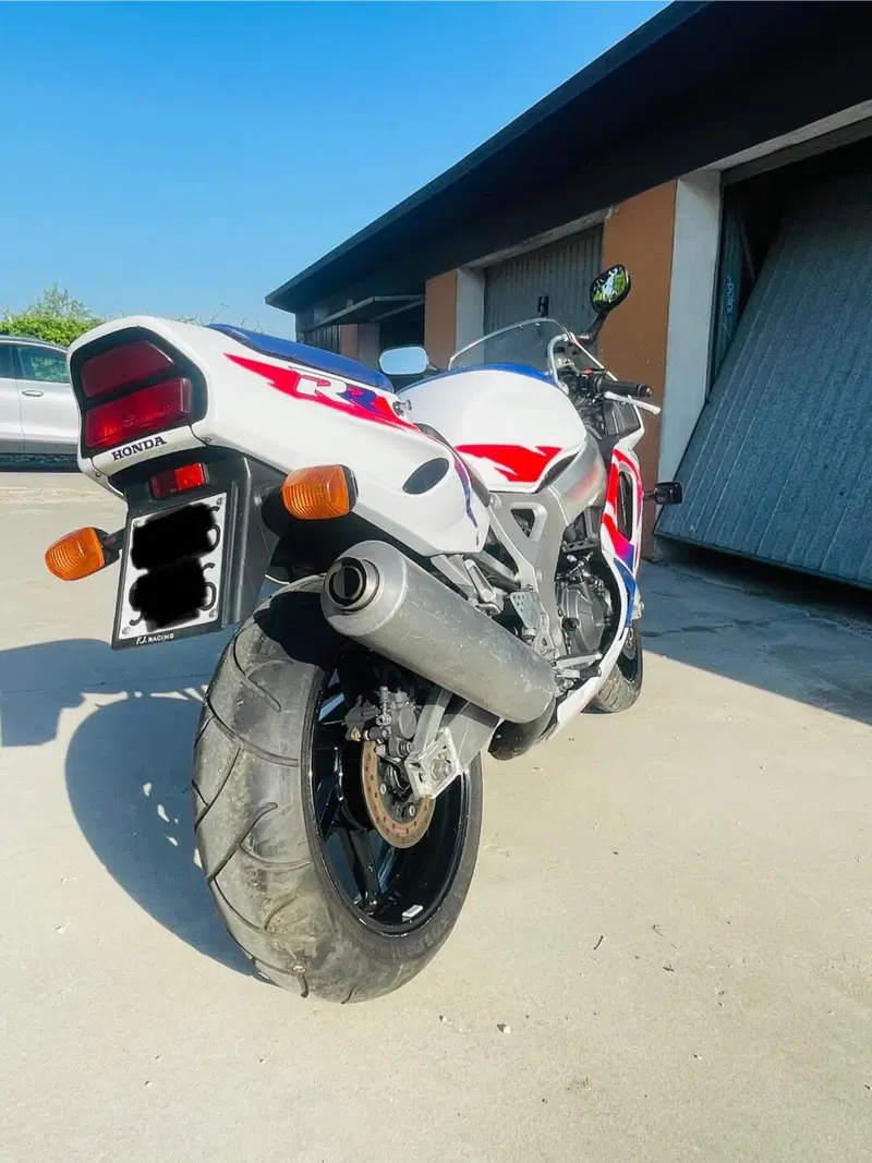 Honda CBR 900 RR (1994 - 95) (7)