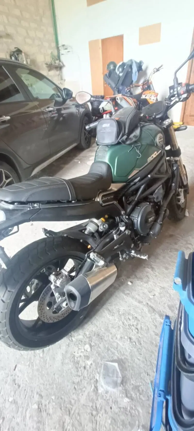 Benelli Leoncino 800 (2022 - 26)