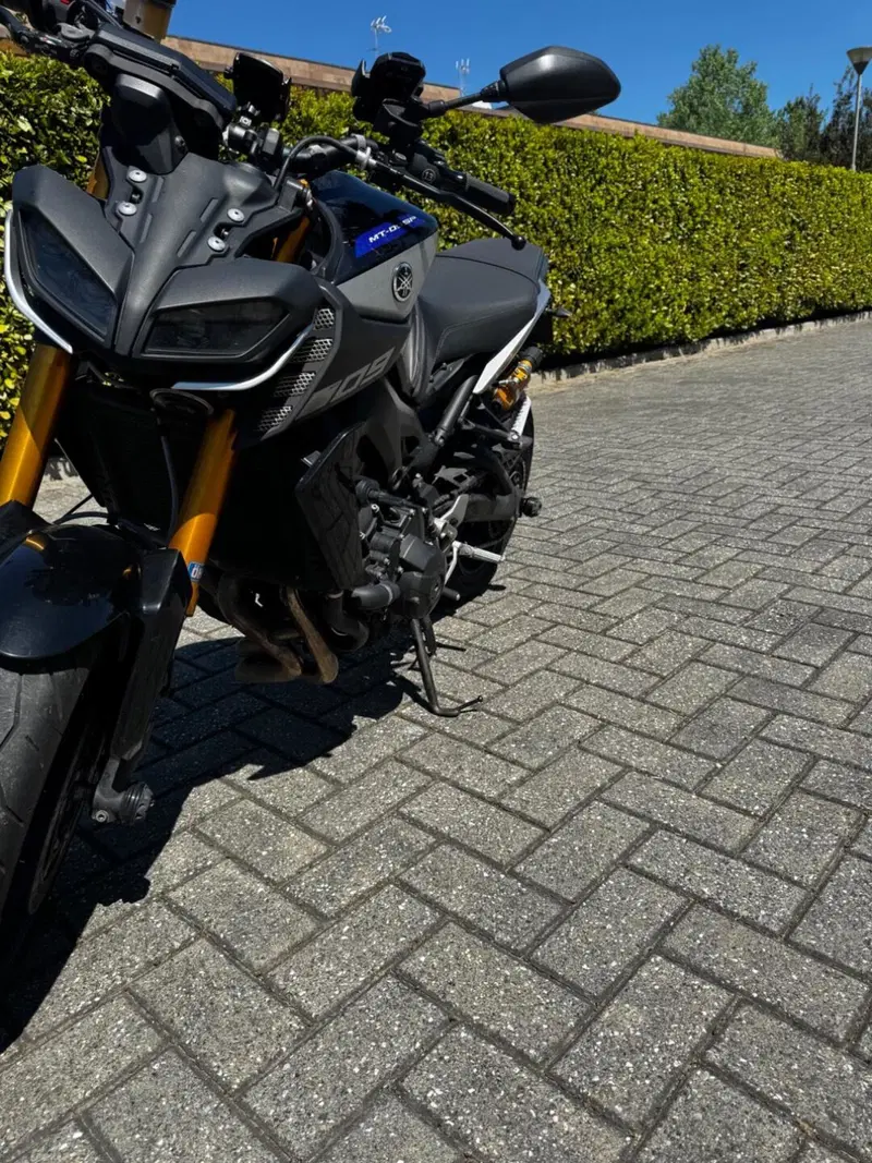 Yamaha MT-09 SP (2018 - 20) (2)