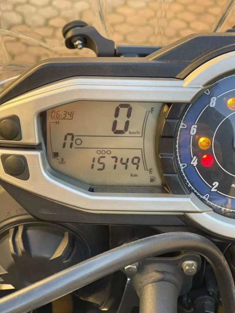 Triumph Tiger 800 ABS (2010 - 14) (4)
