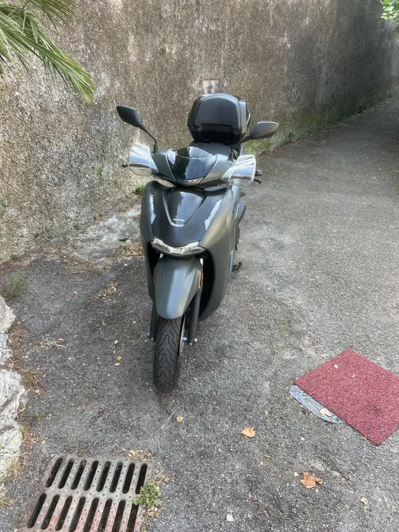 Honda SH 350i GT (2025 - 26) (3)