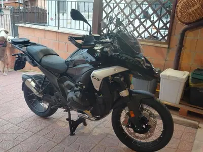 Bmw R 1300 GS Triple Black (2023 - 26) usata
