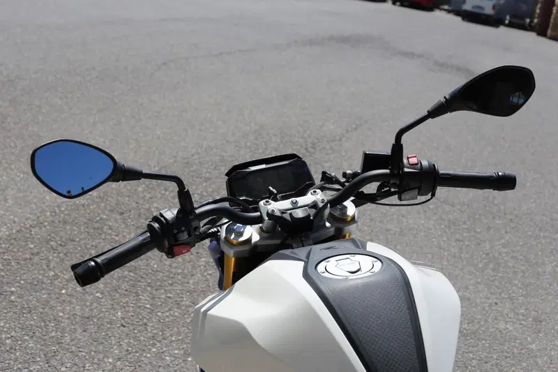 Bmw G 310 R (2021 - 25) (6)
