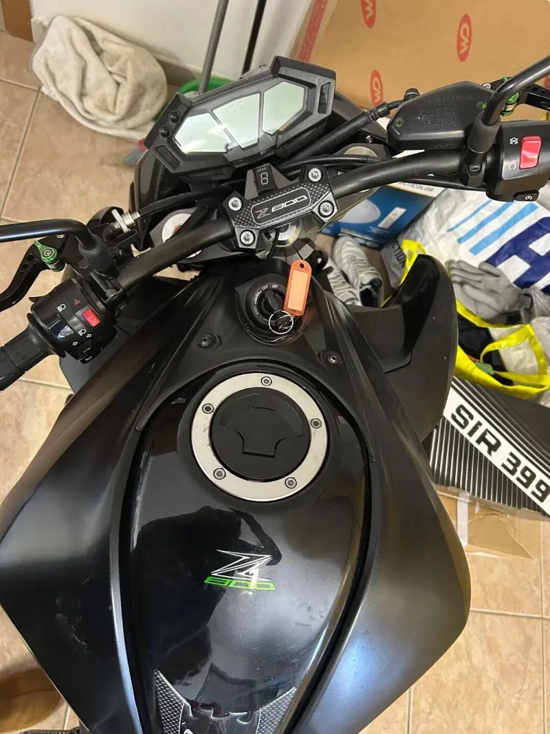 Kawasaki Z 800 ABS (2012 - 16) (5)