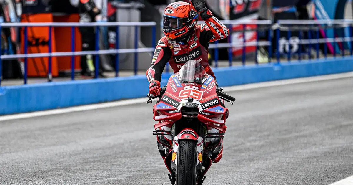 MotoGP 2026. GP di Spagna. Pole di Marc M&aacute;rquez su pista umida! Secondo Johann Zarco, quarto Marco Bezzecchi [CLASSIFICA]