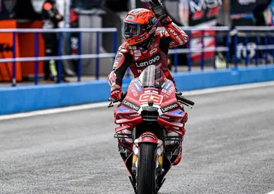 MotoGP 2026. GP di Spagna. Pole di Marc Márquez su pista umida! Secondo Johann Zarco, quarto Marco Bezzecchi [CLASSIFICA]