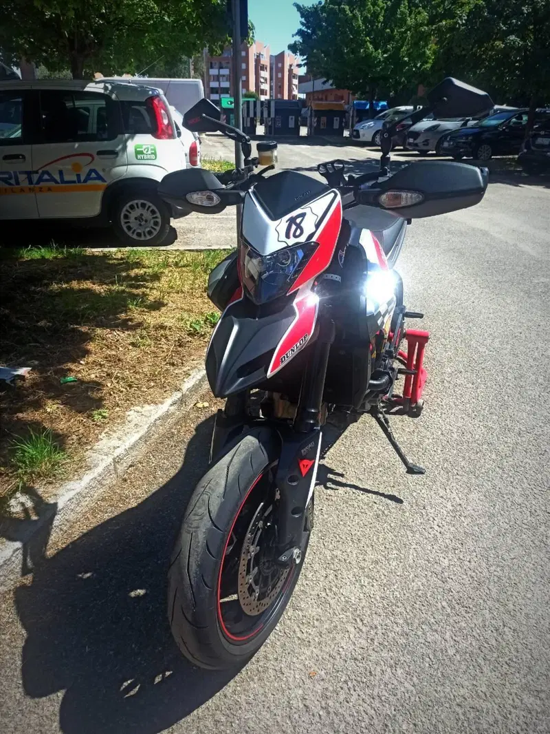Ducati Hypermotard 821 SP (2013 - 15) (3)
