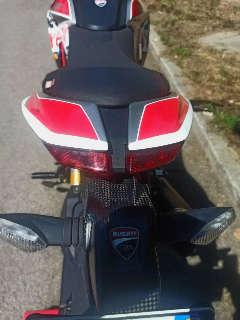 Ducati Hypermotard 821 SP (2013 - 15) (6)