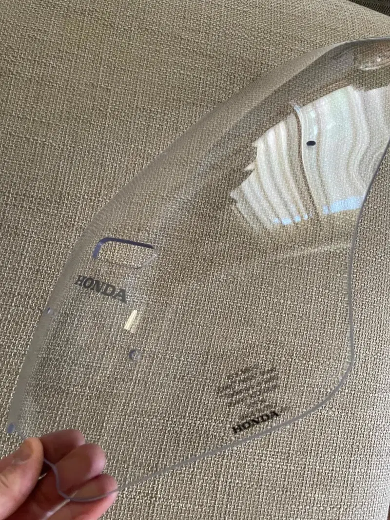 Parabrezza Honda per ADV 350 (5)