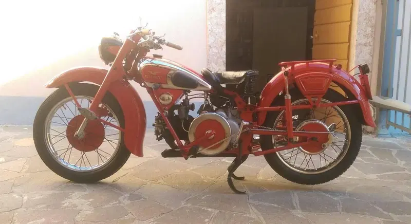 Moto Guzzi gtv (2)