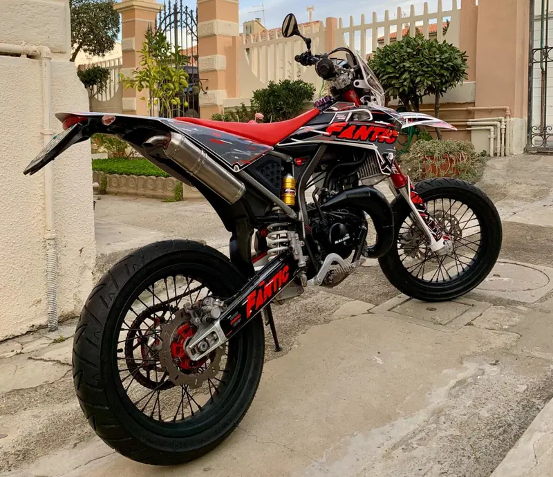 Fantic Motor Motard 50 M Casa 2t (2018) (3)