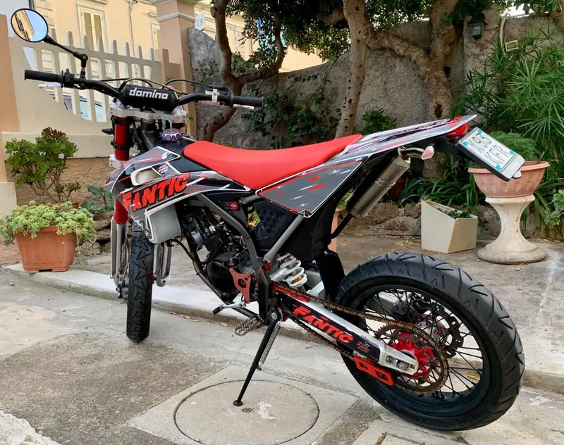 Fantic Motor Motard 50 M Casa 2t (2018) (7)