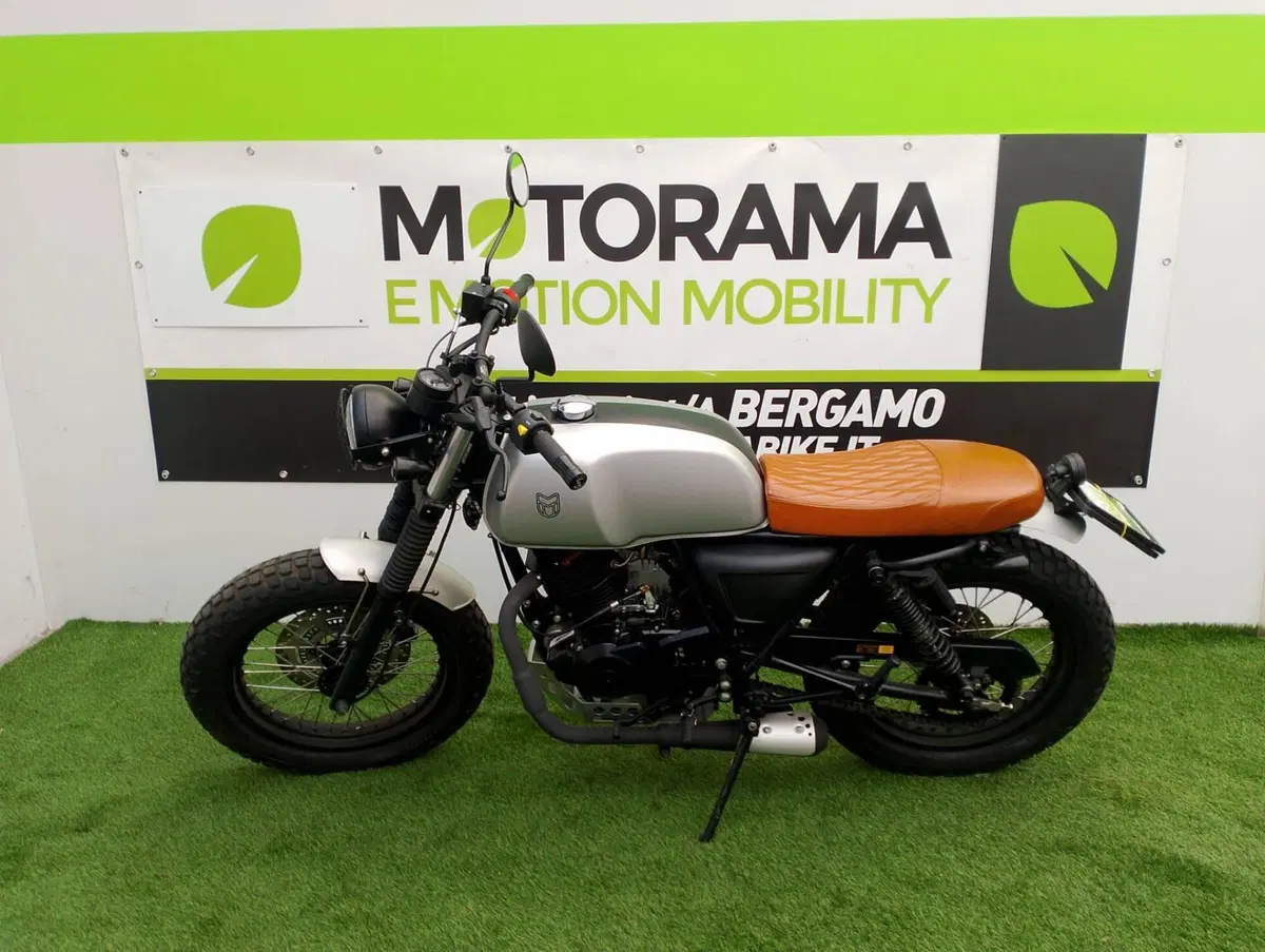 Mutt Motorcycles Akita 250 (2021 - 25) (3)
