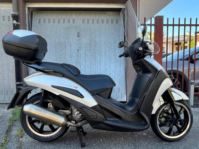 Peugeot Geopolis 300 R (2014 - 15) (2)