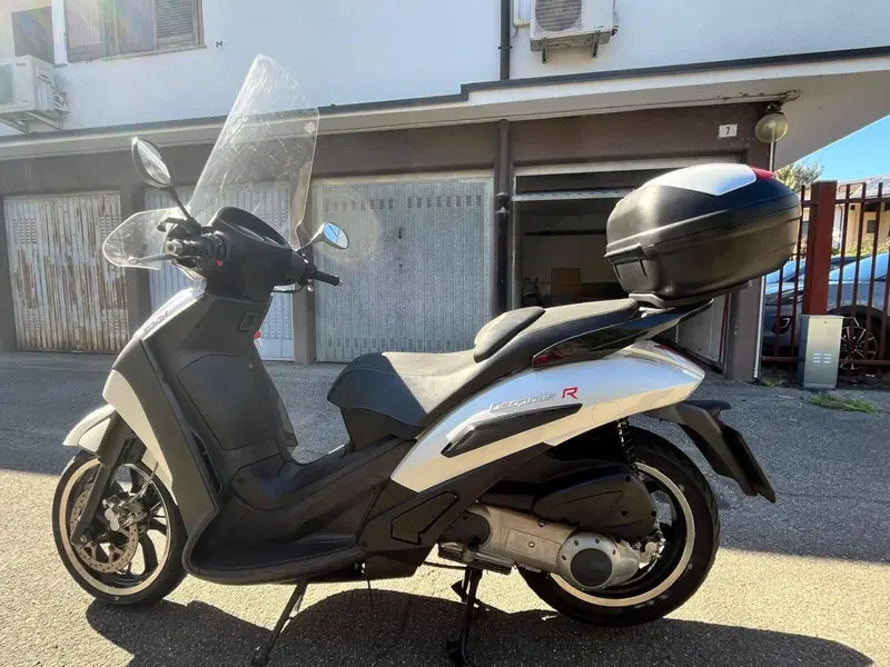 Peugeot Geopolis 300 R (2014 - 15) (7)