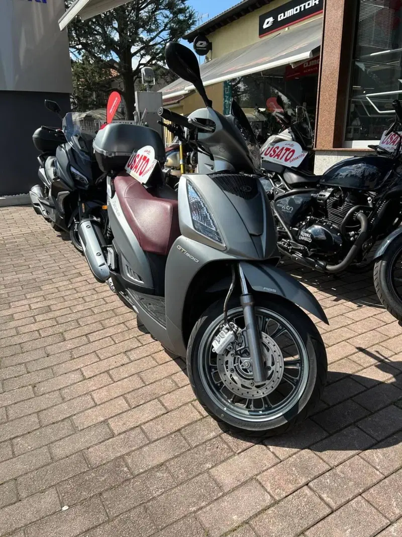 Kymco People 300i GT ABS (2016 - 20) (4)