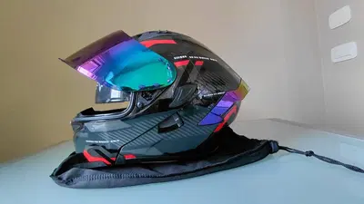 Vendo casco integrale nuovo ls2 ff880