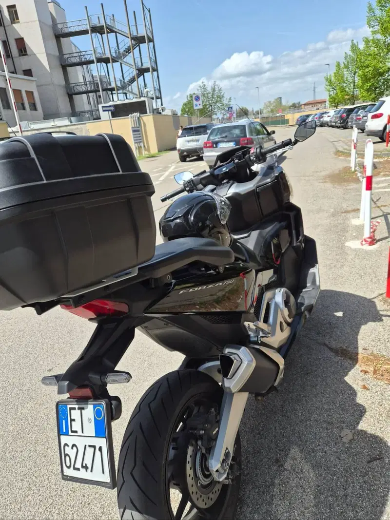 Honda Forza 750 DCT (2021 - 24) (6)