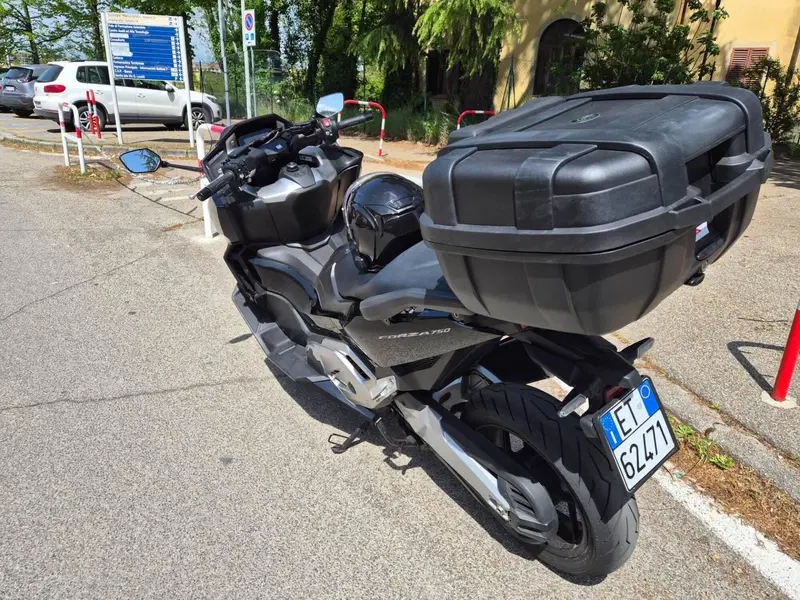 Honda Forza 750 DCT (2021 - 24) (7)