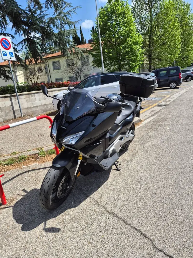 Honda Forza 750 DCT (2021 - 24) (9)