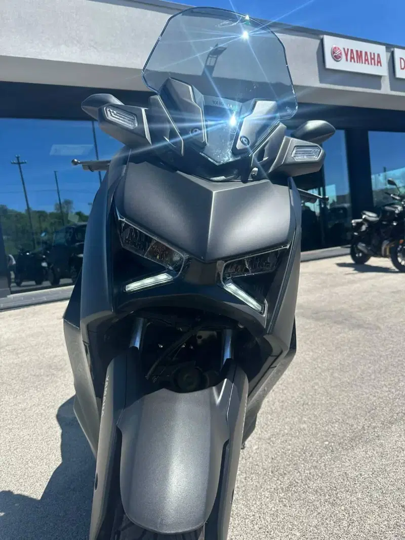 Yamaha X-Max 300 (2021 - 24) (2)