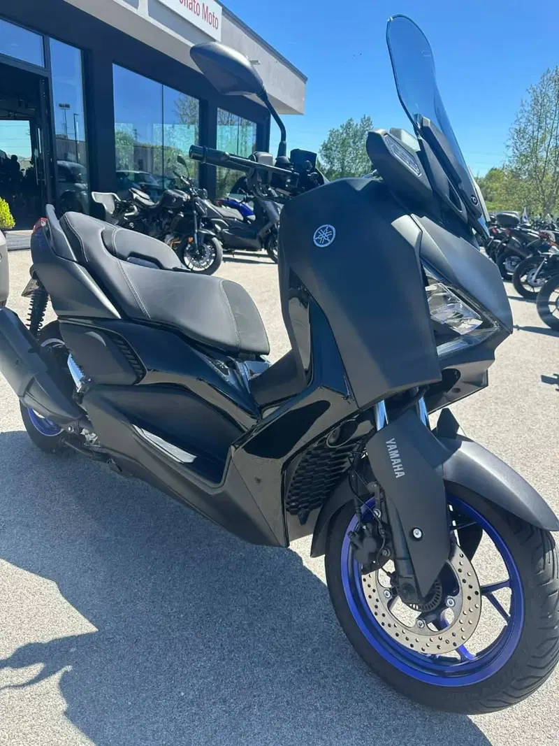 Yamaha X-Max 300 (2021 - 24) (9)