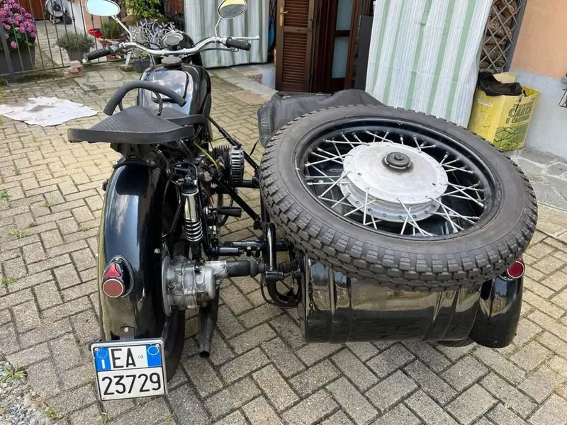 Dnepr KMZ Dnepr K750 con sidecar – Moto d’epoca certificata ASI – Restaurata (4)