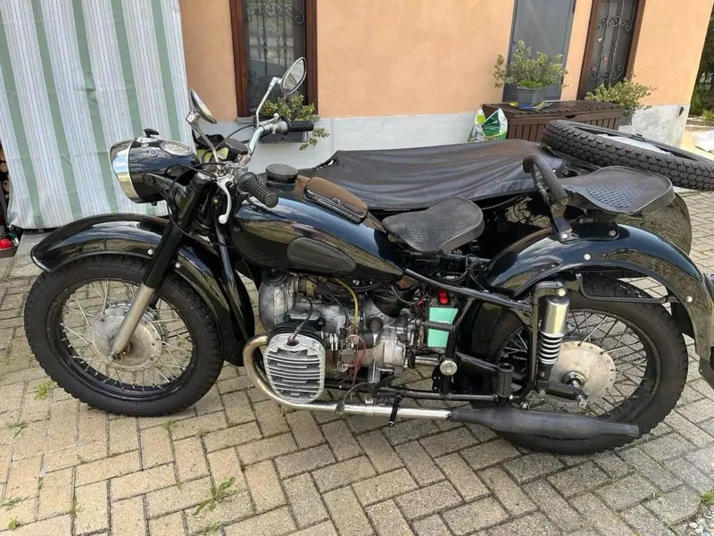 Dnepr KMZ Dnepr K750 con sidecar – Moto d’epoca certificata ASI – Restaurata (5)