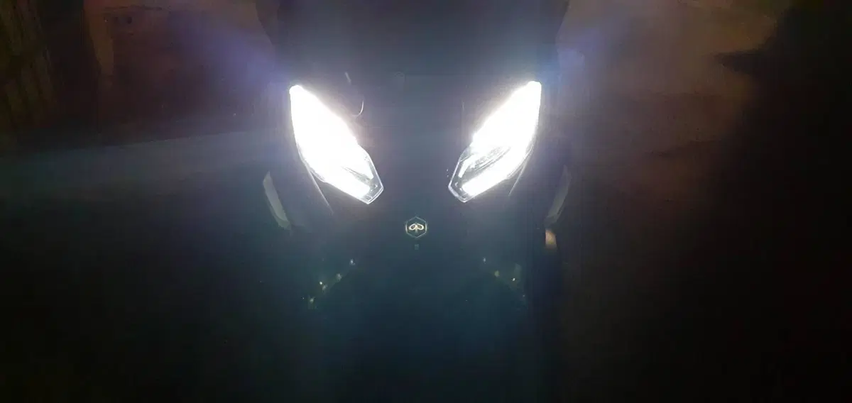 Piaggio MP3 400 Sport ABS Hpe (2023 - 24) (4)