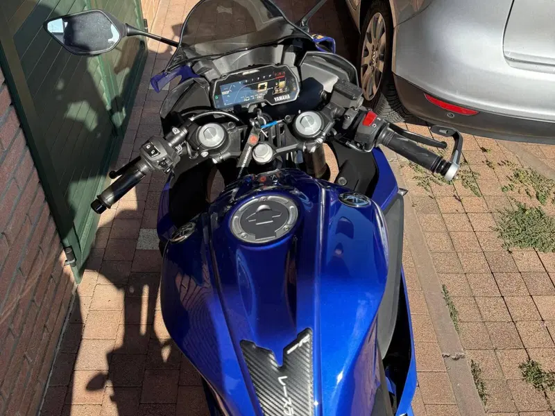Yamaha YZF R125 (2021 - 22) (2)
