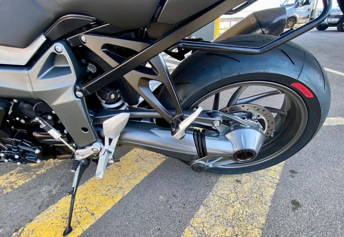 Bmw K 1300 R (2009 - 16) (5)