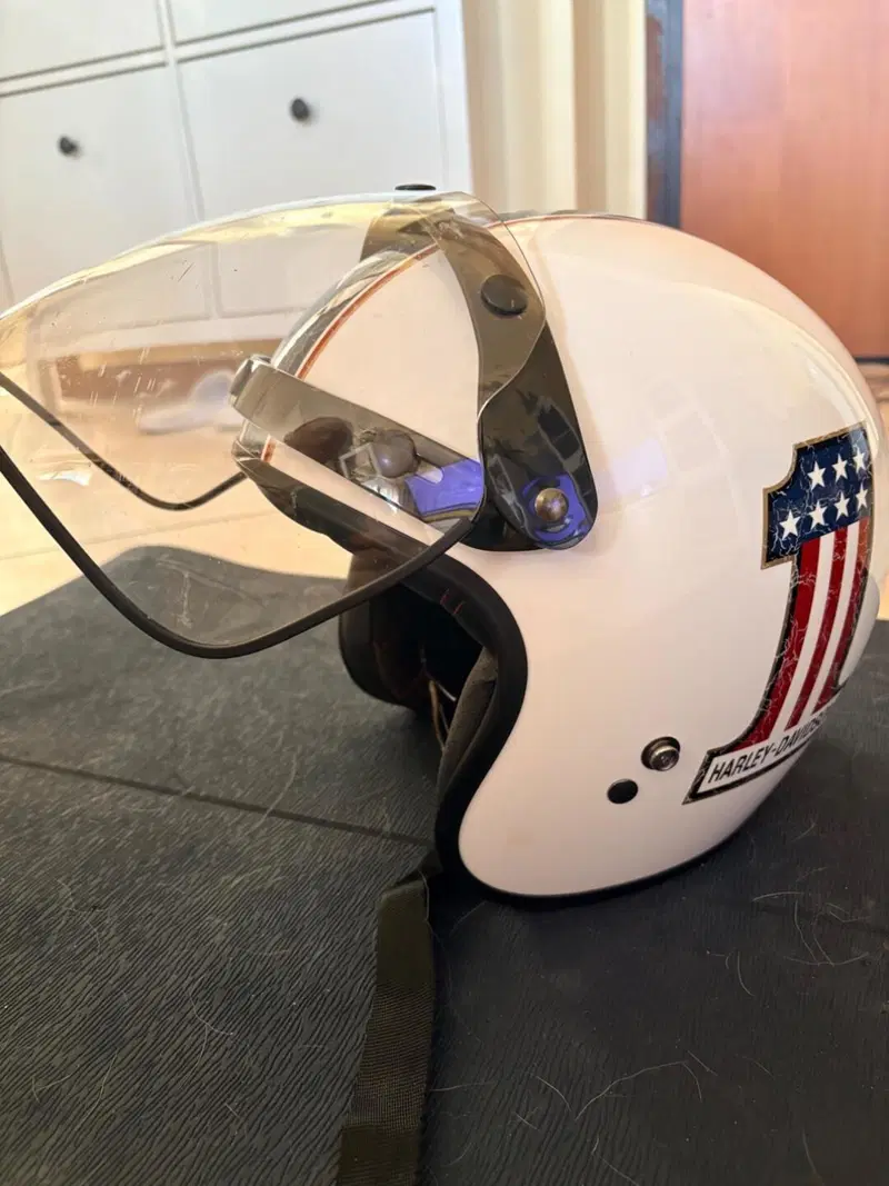 Casco Harley-Davidson originale bianco con visiera Bell (5)