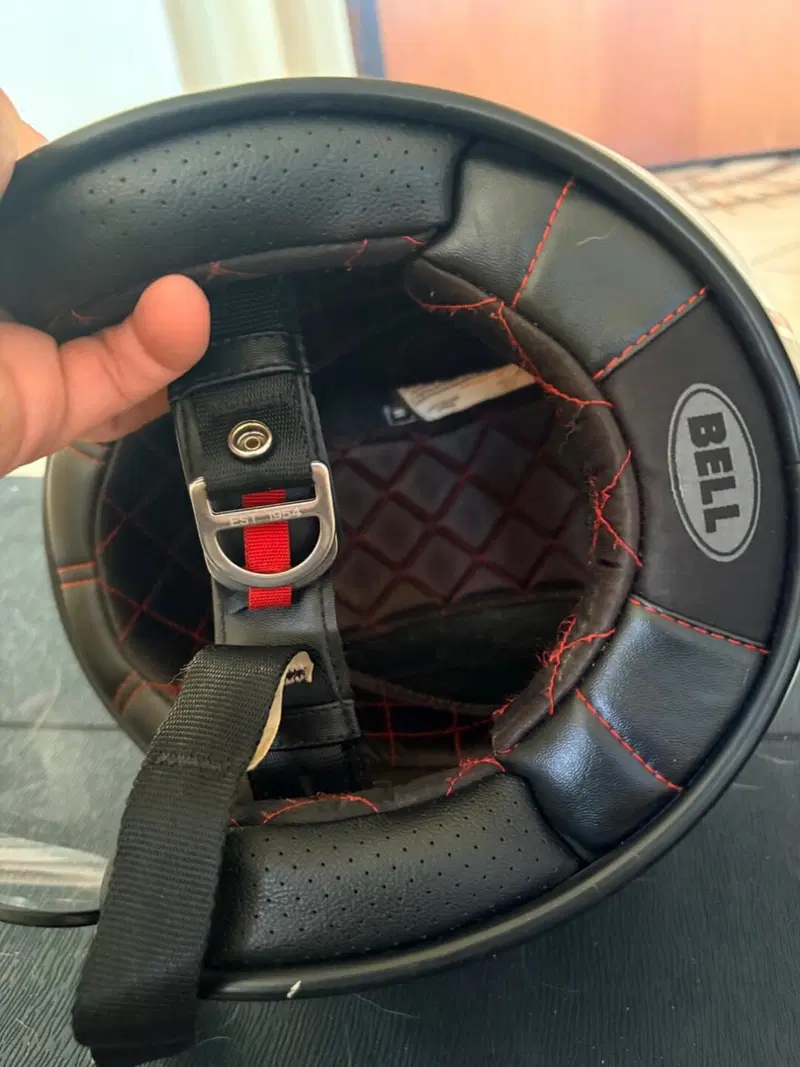 Casco Harley-Davidson originale bianco con visiera Bell (7)