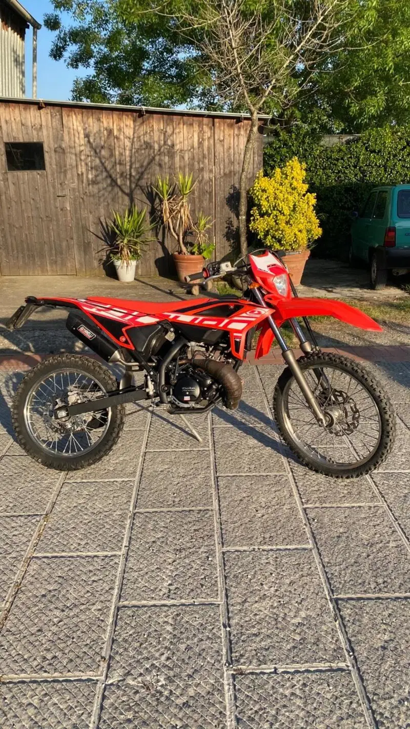 Betamotor RR 50 Enduro (2021 - 26) (2)