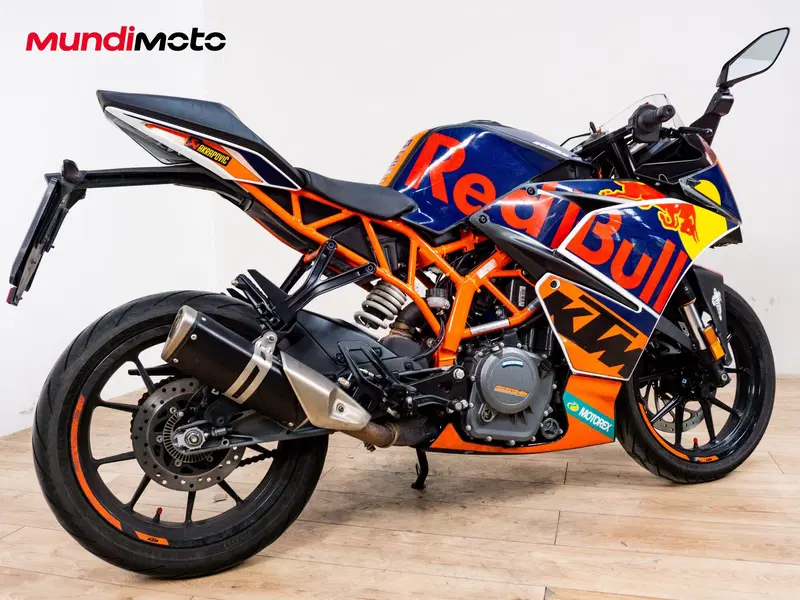 KTM RC 390 (2022 - 26) (3)