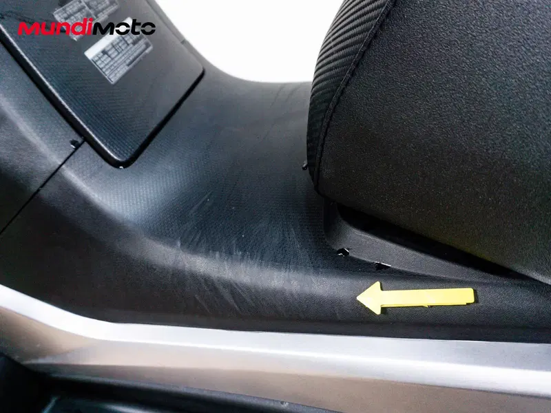 Kymco Downtown 350i TCS (2021 - 25) (17)