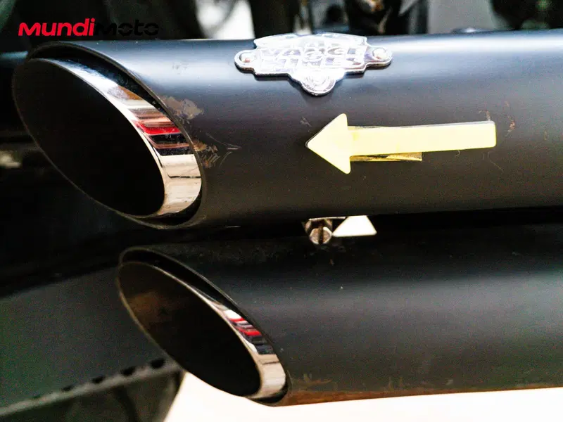 Harley-Davidson 883 Iron (2012 - 14) - XL 883N (14)