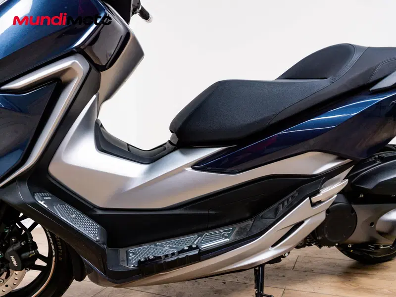 Honda Forza 300 ABS (2013 - 17) (9)