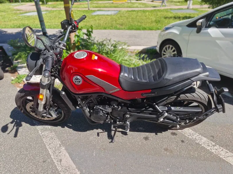 Benelli Leoncino 500 (2021 - 25) (5)