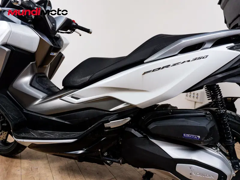Honda Forza 350 (2025 - 26) (9)