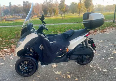 Piaggio MP3 300 ABS Hpe (2021 - 24) usata