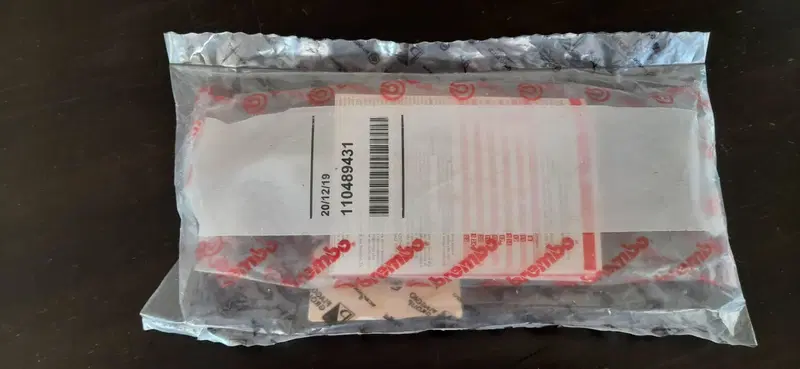 Coppia leve freno e frizione MotoGuzzi V7III Moto Guzzi (3)